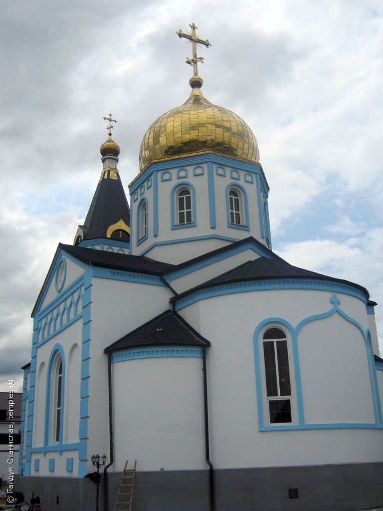 Церковь Покрова Пресвятой Богородицы в Орджоникидзевской