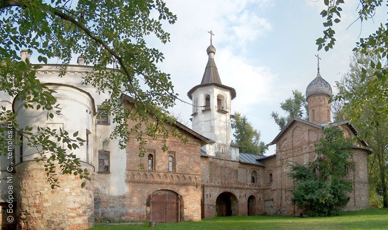Церковь Михаила Архангела на Торгу
