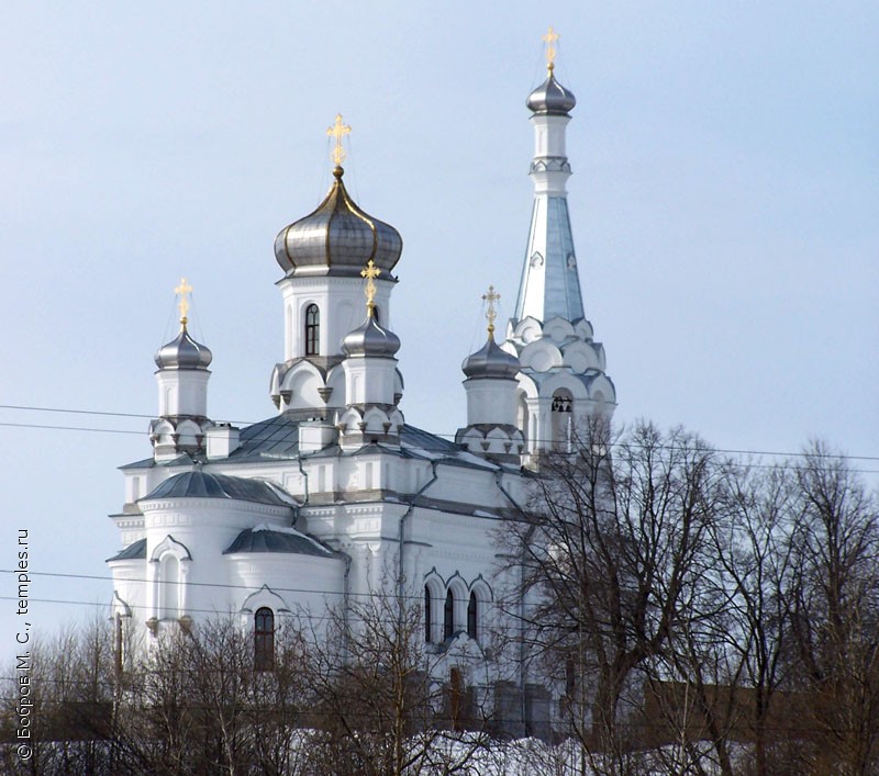 Церковь Александры Царицы в Низино