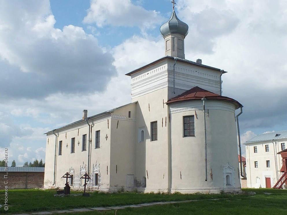 Церковь Благовещения Пресвятой Богородицы в Зеленецком Троицком монастыре