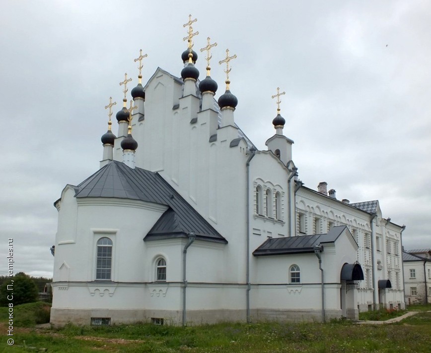 Церковь Иконы Божией Матери Казанская в Артемиево-Веркольском монастыре