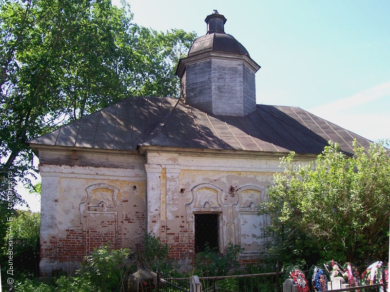 Церковь Иконы Божией Матери Грузинская в Ивановском-Овцыных
