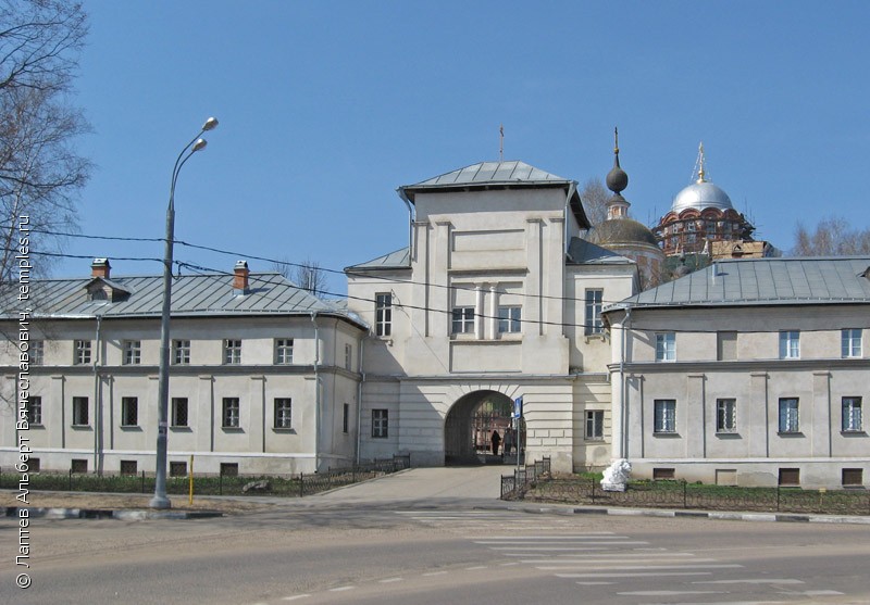 Церковь Митрофана, епископа Воронежского, в Покровском Хотьковском монастыре