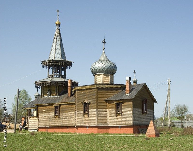 Церковь Иконы Божией Матери Страстная в Артемово