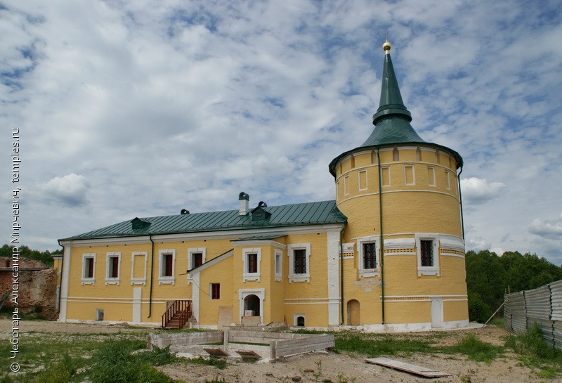 Церковь Иоакима и Анны в Николо-Радовицком монастыре