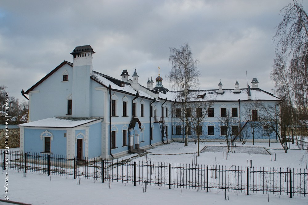 Церковь Иконы Божией Матери Неупиваемая Чаша в Высоцком монастыре