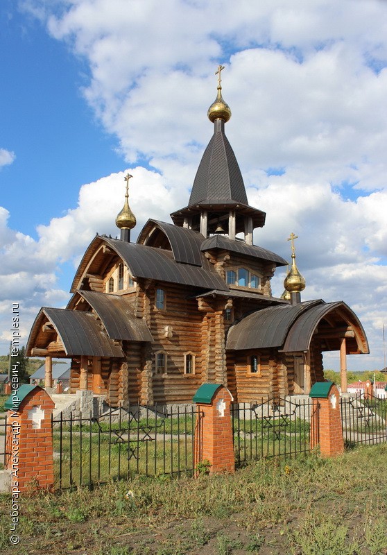 Церковь Преображения Господня в Паревке