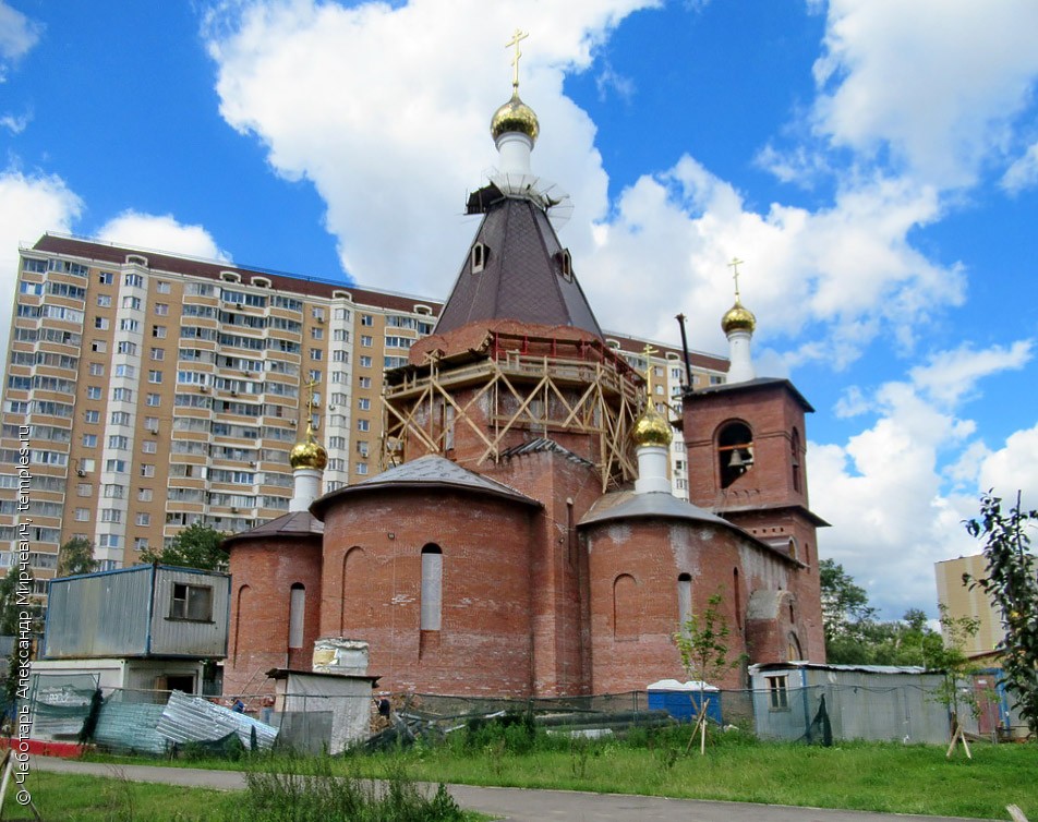 Церковь Серафима Саровского в Восточном Дегунино