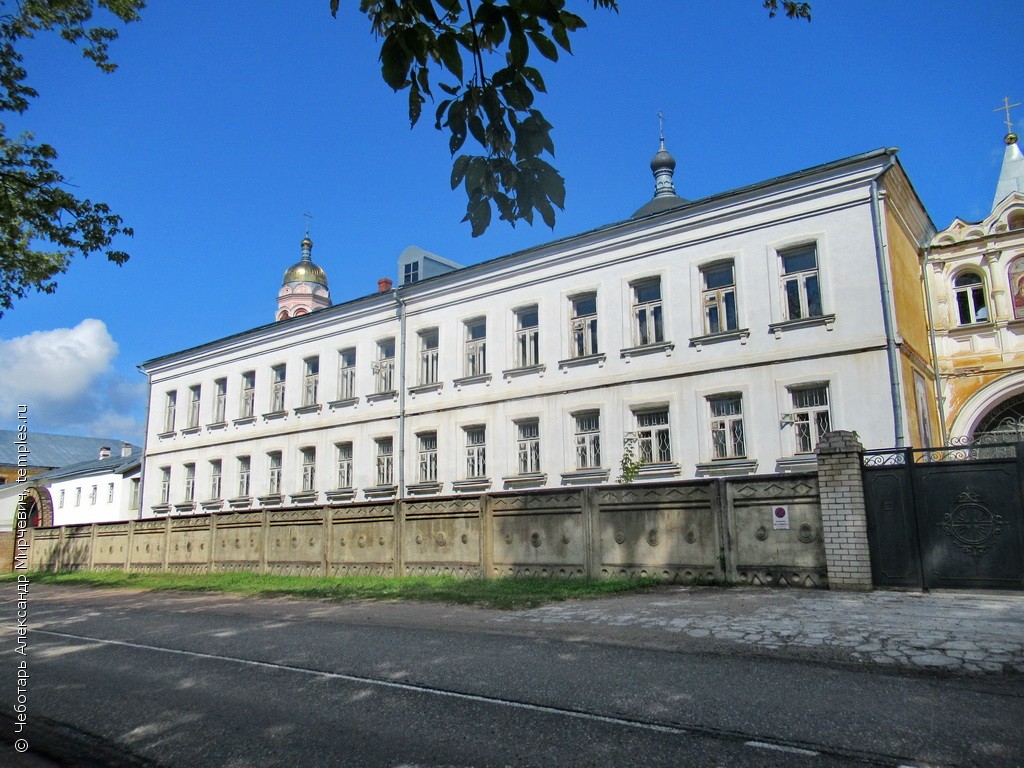 Церковь Иоанна Кронштадтского в Вышневолоцком Казанском монастыре