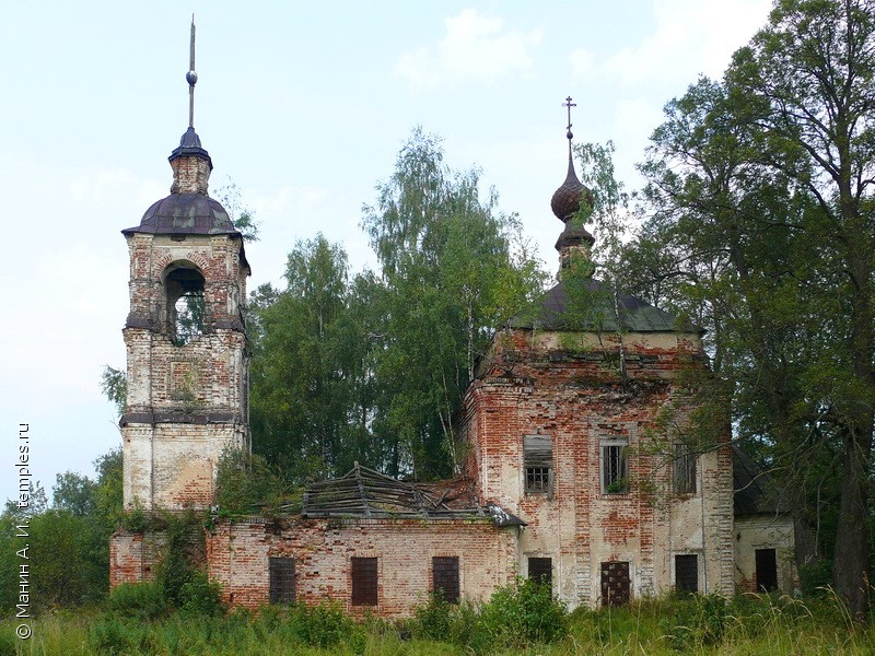 Церковь Воскресения Словущего в Никульском на Локсомери