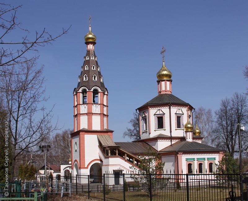 Церковь Иконы Божией Матери Грузинская в Якшино