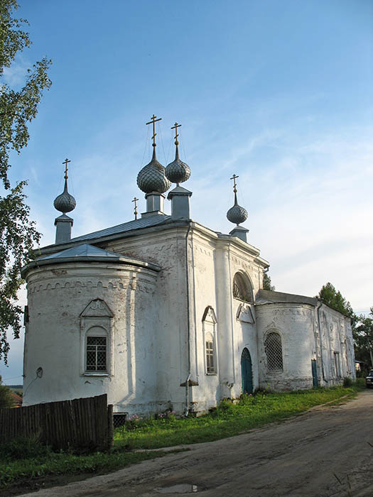 Церковь Покрова Пресвятой Богородицы в Молвитино