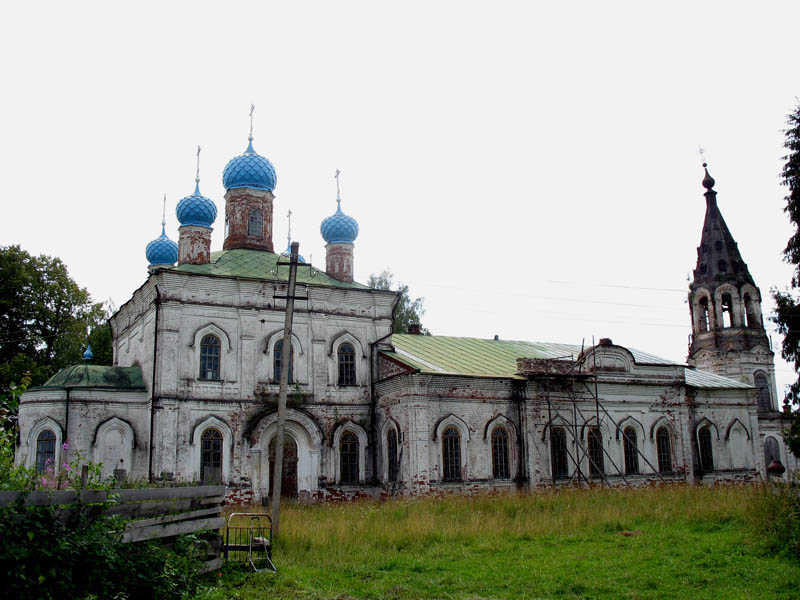 Церковь Троицы Живоначальной в Горельце (каменная)