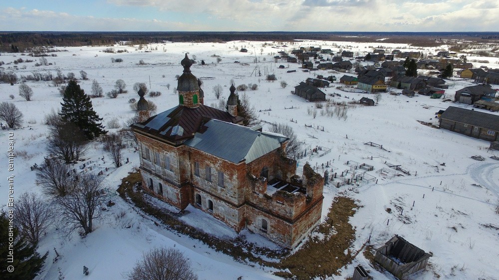 Церковь Троицы Живоначальной в Меландово