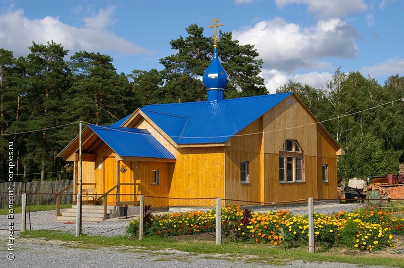 Церковь Иконы Божией Матери Казанская в поселке КСМ (деревянная)