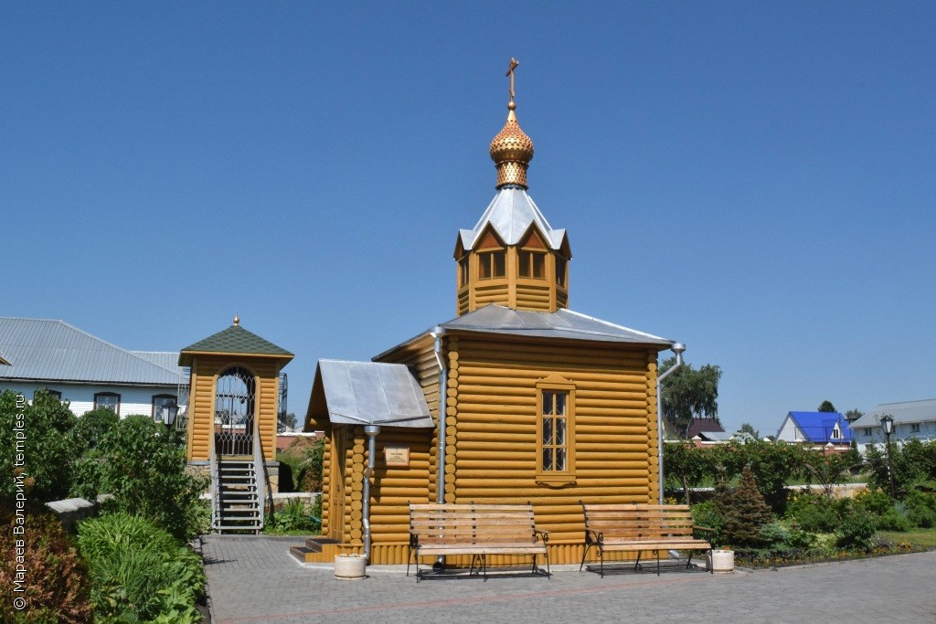 Часовня Царственных Страстотерпцев в Покровском Александро-Невском Колыванском монастыре