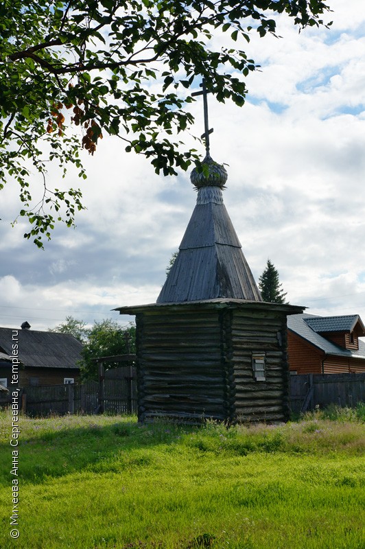 Часовня у собора Успения Пресвятой Богородицы в Кеми