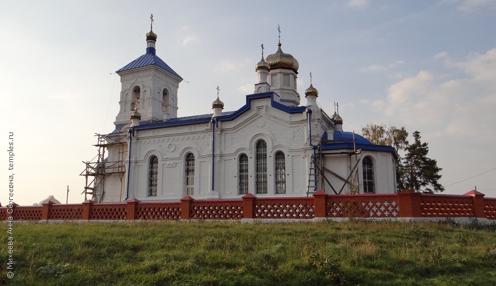 Церковь Иконы Божией Матери Боголюбская в Ивановке