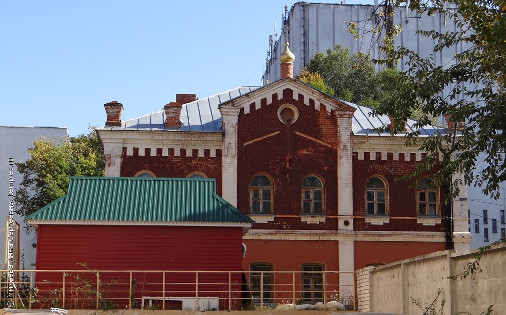 Церковь Иконы Божией Матери Иверская на подворье Михаило-Архангельского монастыря