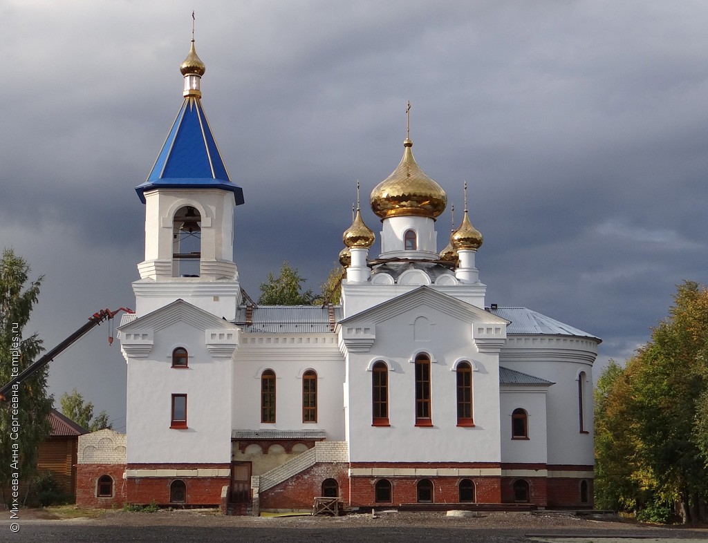 Церковь Николая Чудотворца в Западном микрорайоне в Кузнецке