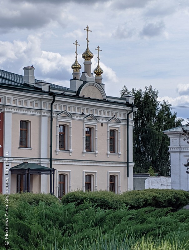 Церковь Пантелеимона Целителя в Городецком Феодоровском монастыре