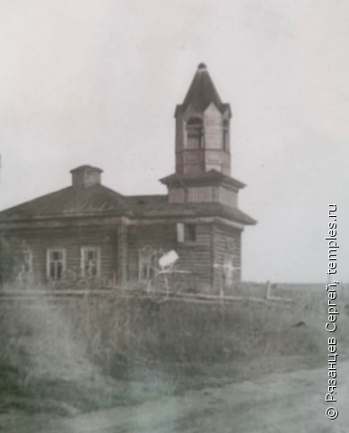 Церковь Флора и Лавра в Хмелёвке