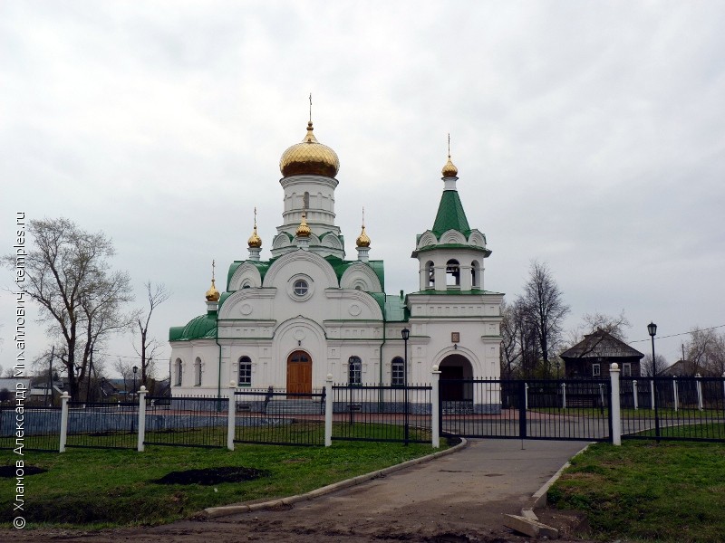 Церковь Троицы Живоначальной в Дебёсах