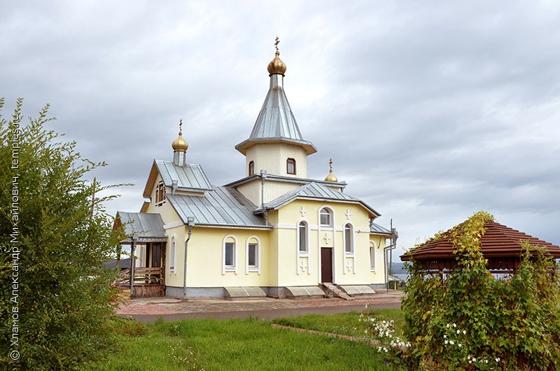 Церковь Воздвижения Честного Креста Господня в Новосёлово