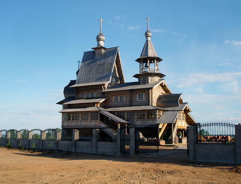 Церковь Петра и Павла в Карпогорах