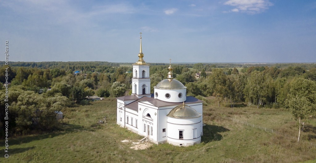 Церковь Михаила Архангела в Фитинино