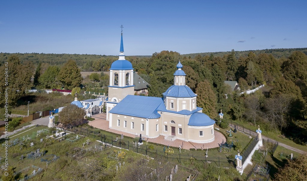 Церковь Покрова Пресвятой Богородицы в Кариже