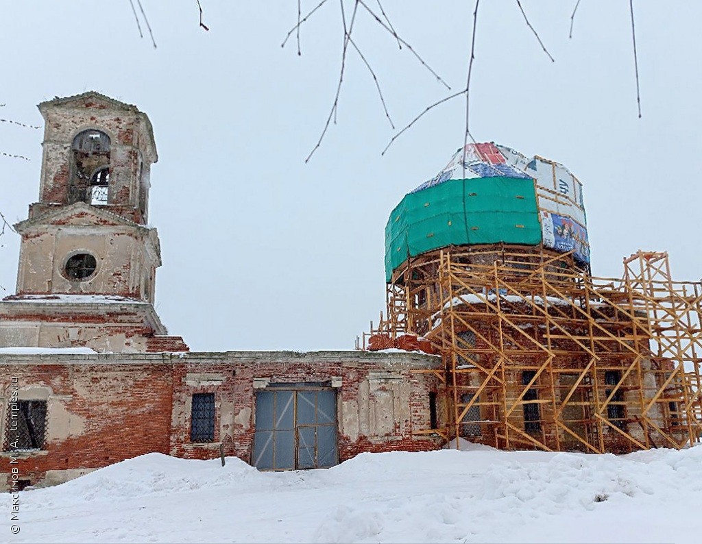 Церковь Троицы Живоначальной в Нестерово