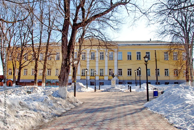 Церковь Трех Святителей Московских при Тульском духовном училище