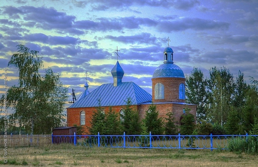 Церковь Покрова Пресвятой Богородицы в Репном