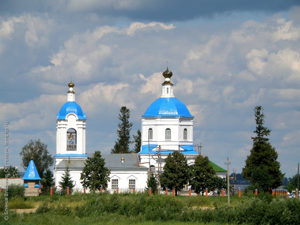 Церковь Рождества Пресвятой Богородицы в Сумках
