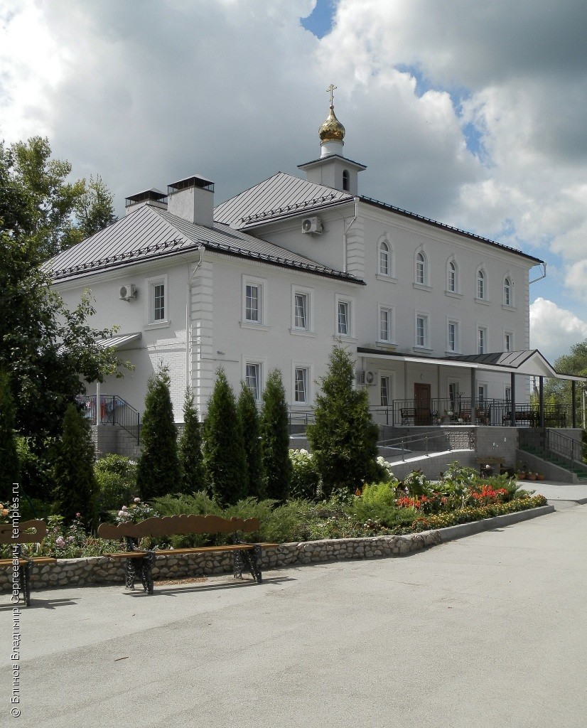 Церковь Иконы Божией Матери Тихвинская в Богородице-Рождественском монастыре