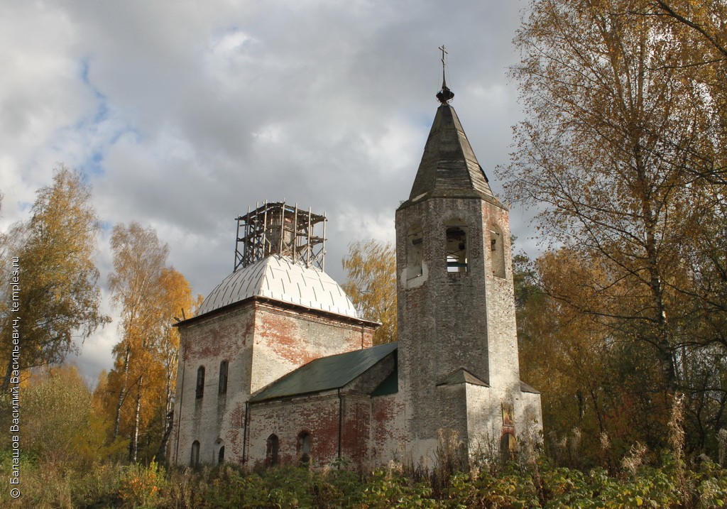 Церковь Николая Чудотворца в Алачино