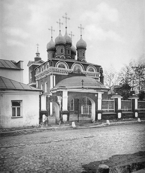 Церковь Покрова Пресвятой Богородицы, что в Голиках